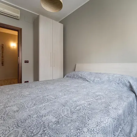 Apartment Cardinal Massaia Venice